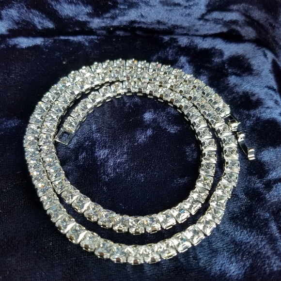 Swarovski Elements 925 Sterling Silver Princess-cut Square Tennis Bracelet NEW - Picture 4 of 9